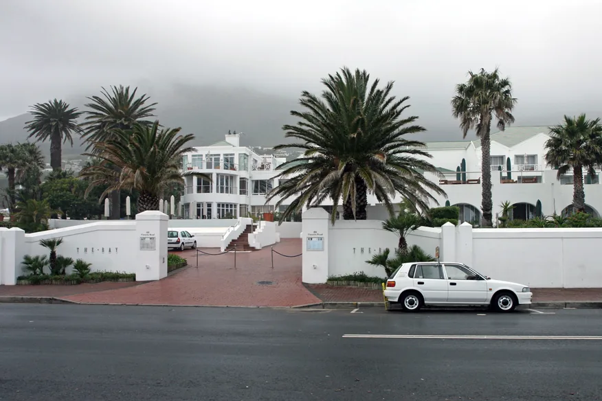 Camps Bay, Bay Hotel - panoramio.jpg